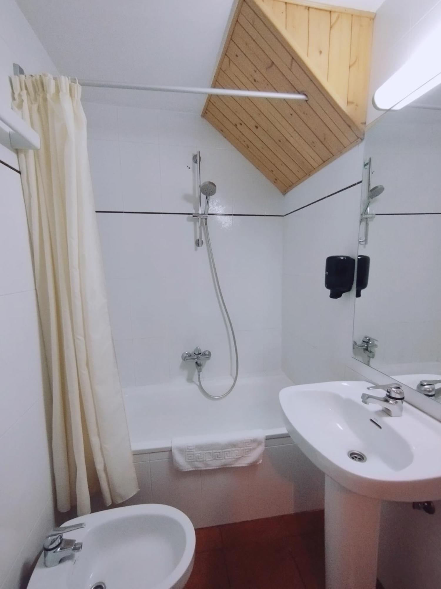 Hotel Ostau D'Oc 维耶拉 外观 照片